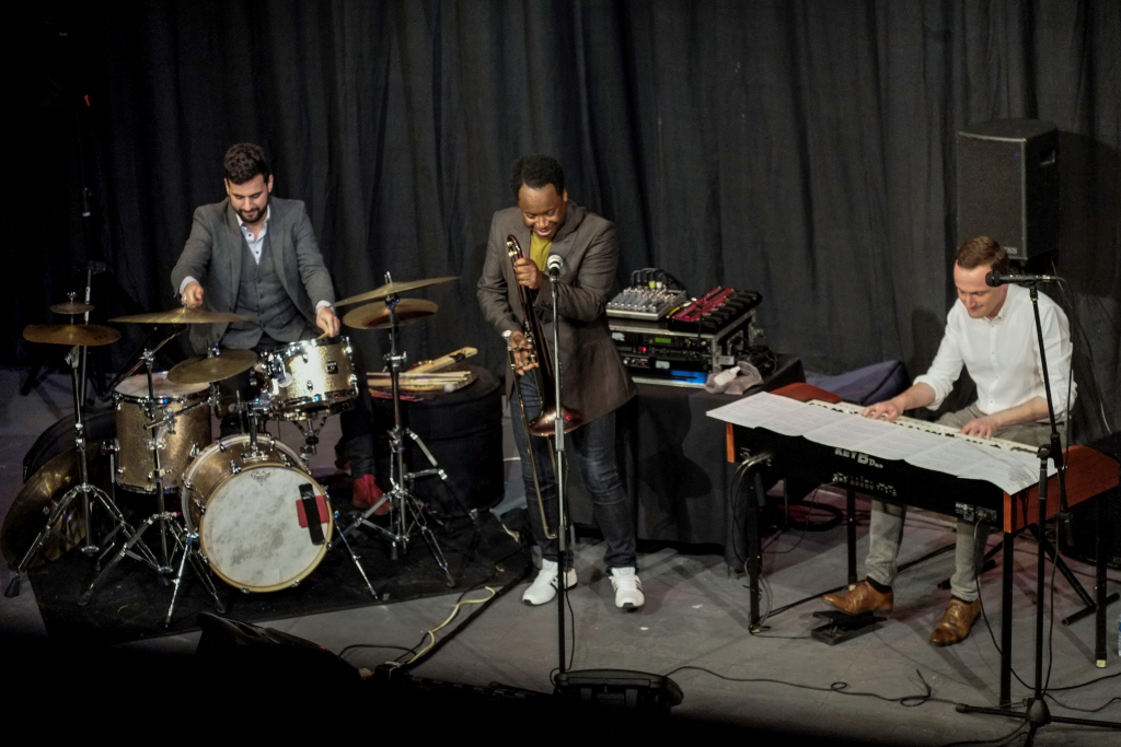 Dennis Rollins Velocity Trio