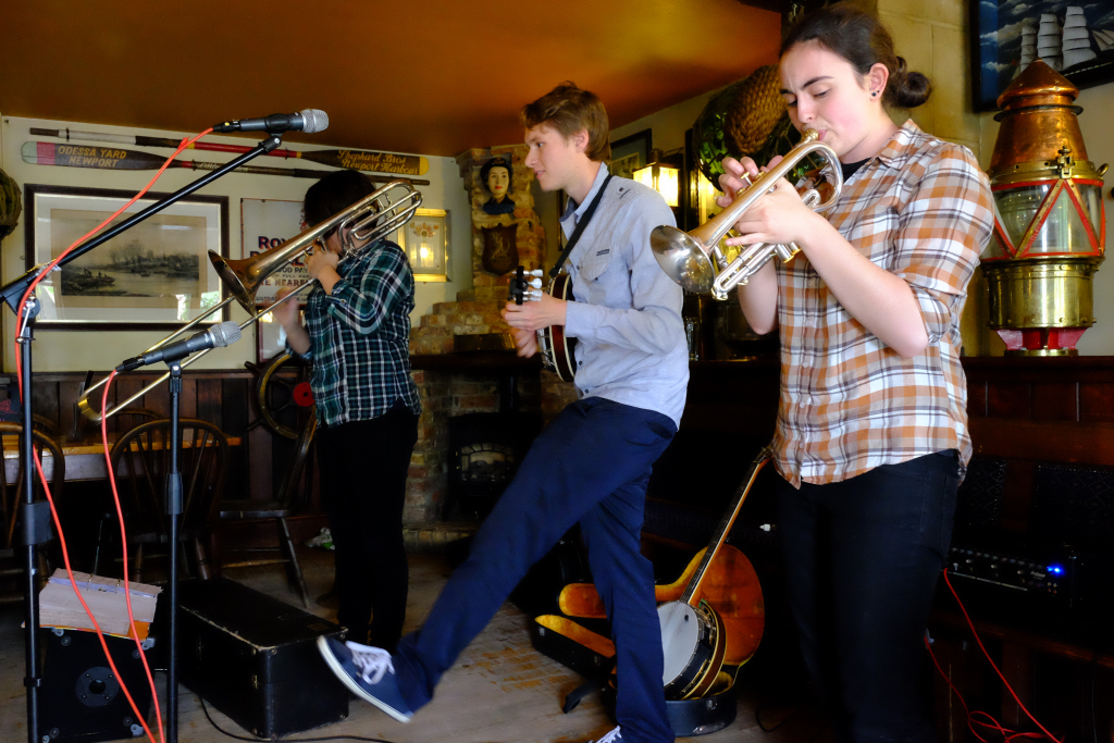 Fringe Gigs around Newport